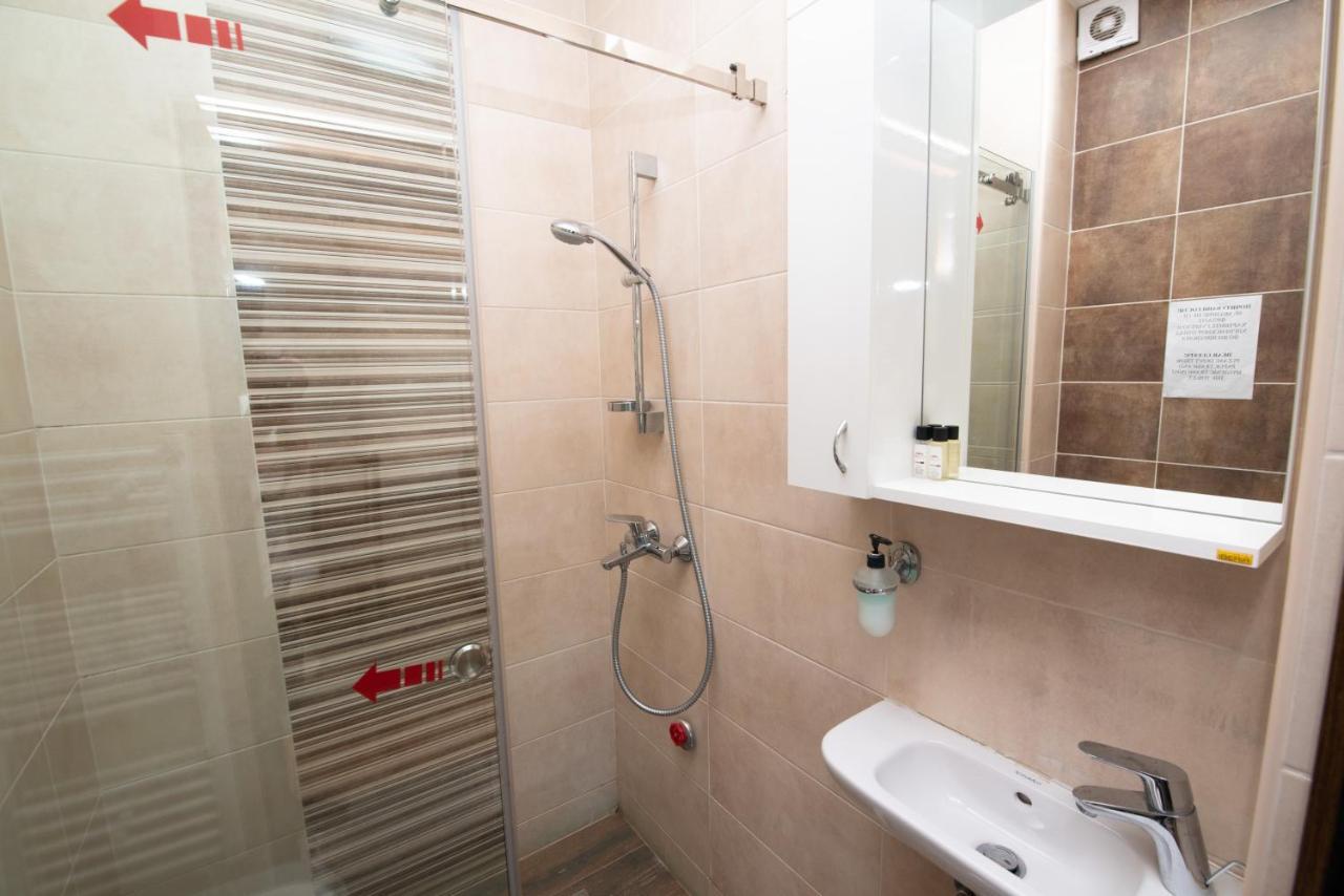 Stone Bridge Apartments Bitola Bagian luar foto